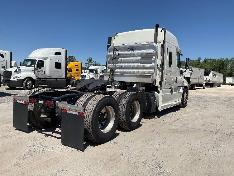 Truck Thumbnail 5