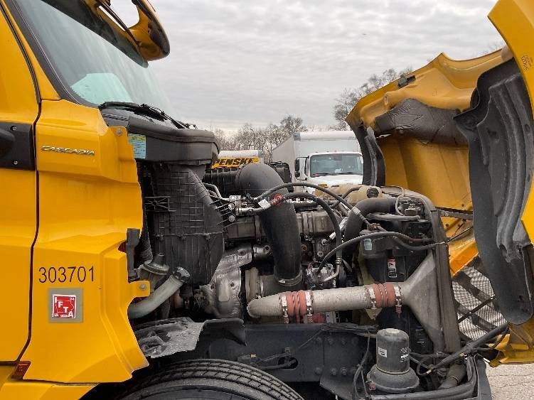 Truck Thumbnail 10