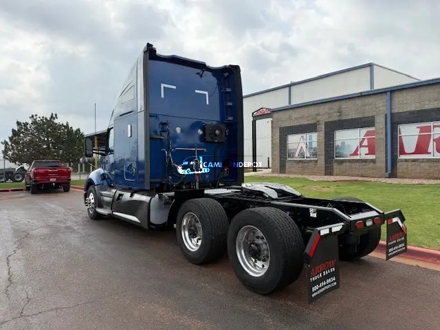 Truck Thumbnail 3