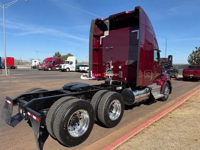 Truck Thumbnail 4