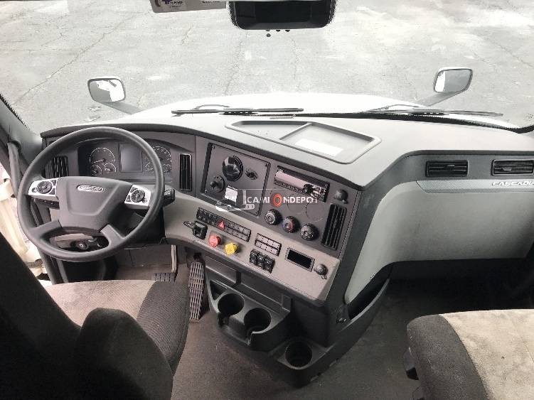 Truck Thumbnail 10