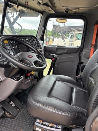 Truck Thumbnail 6