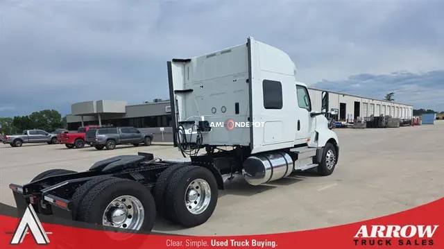 Truck Thumbnail 2