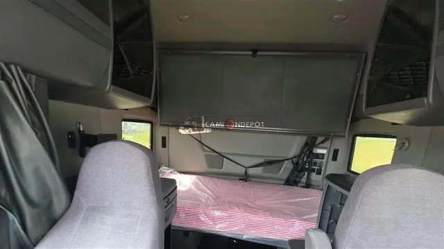 Truck Thumbnail 5