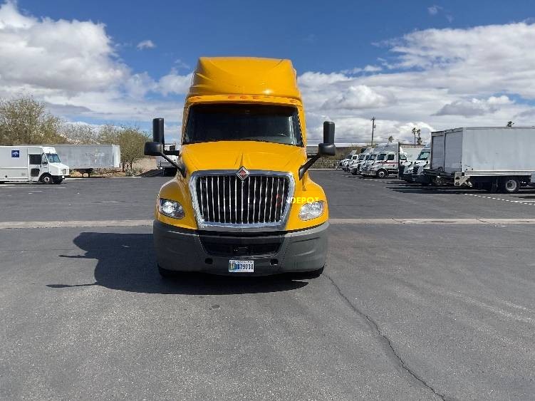 Truck Thumbnail 2