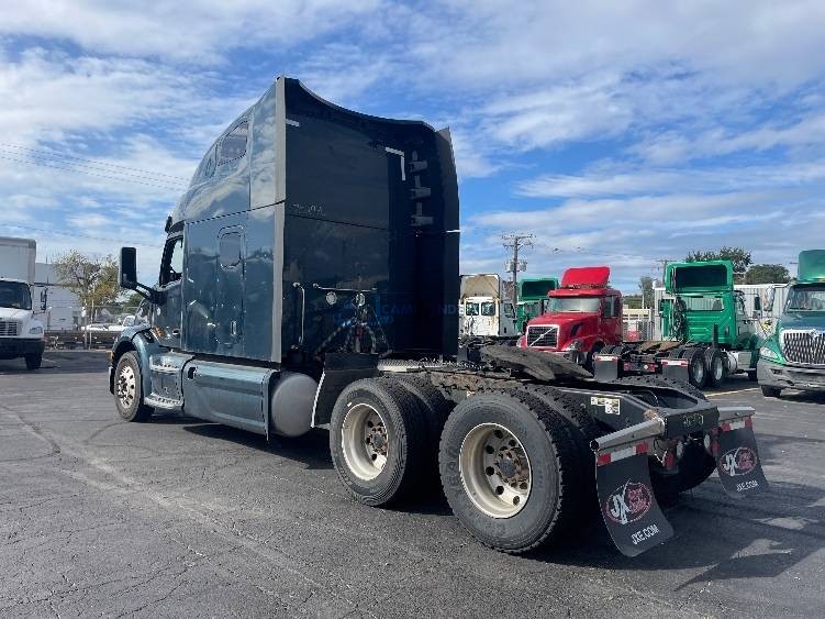 Truck Thumbnail 5