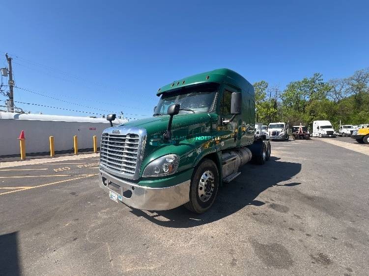Truck Thumbnail 3