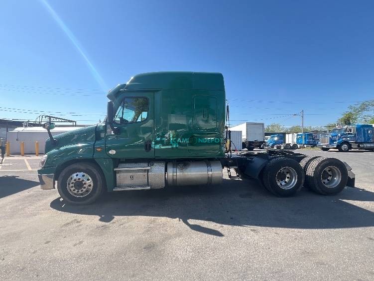 Truck Thumbnail 4
