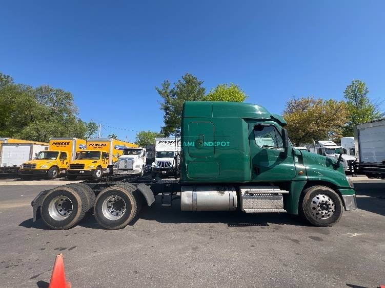 Truck Thumbnail 7