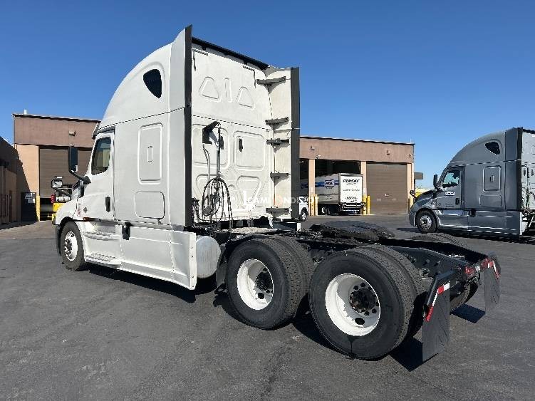 Truck Thumbnail 5