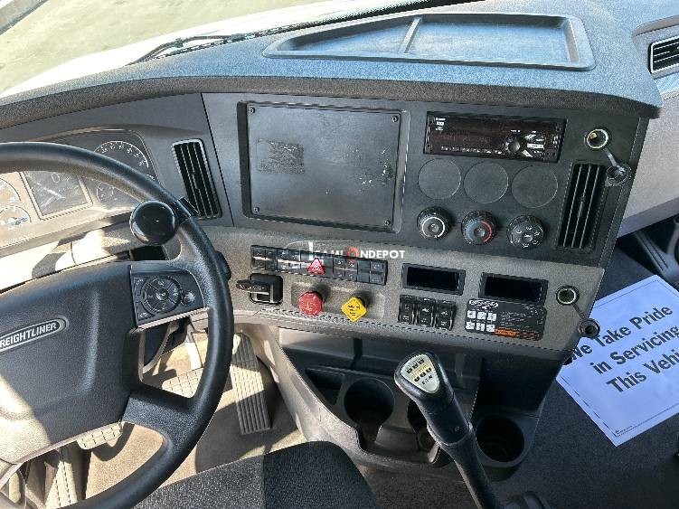 Truck Thumbnail 10