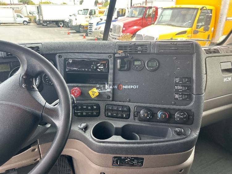 Truck Thumbnail 9
