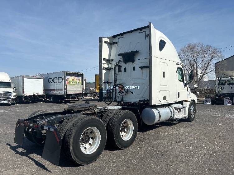 Truck Thumbnail 7