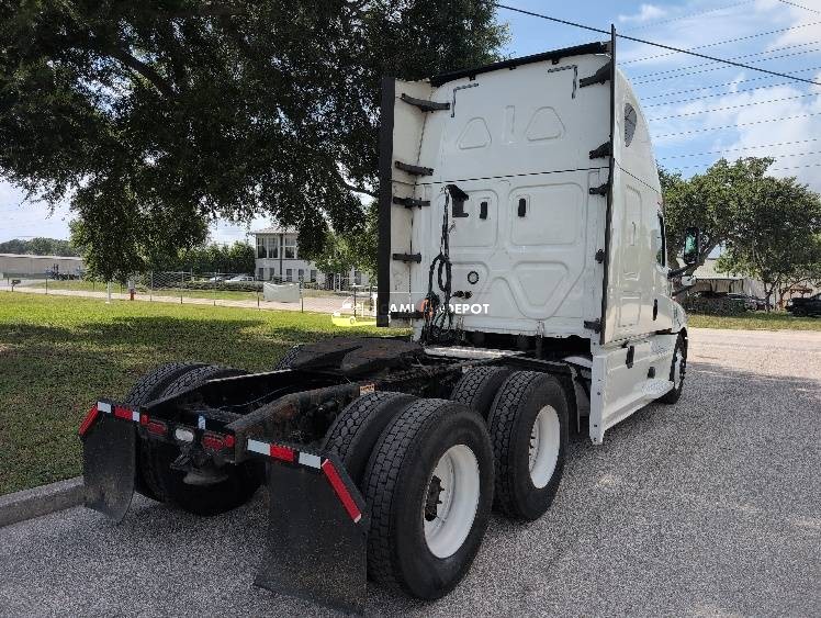 Truck Thumbnail 5