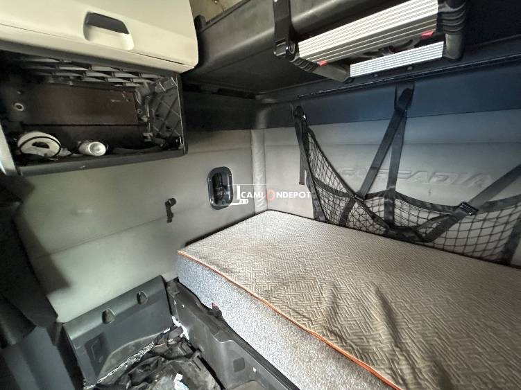Truck Thumbnail 11