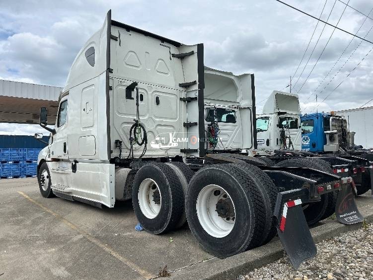 Truck Thumbnail 5