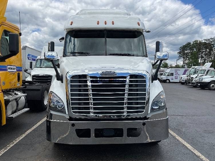 Truck Thumbnail 2