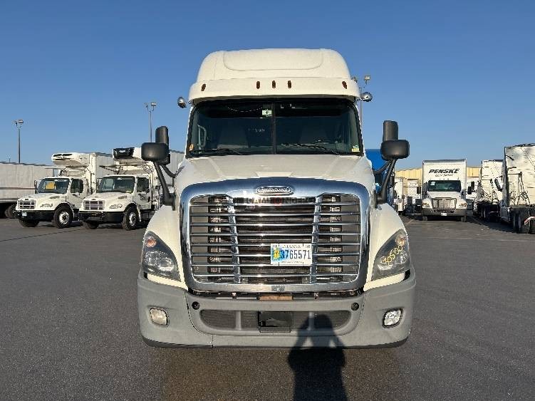 Truck Thumbnail 2