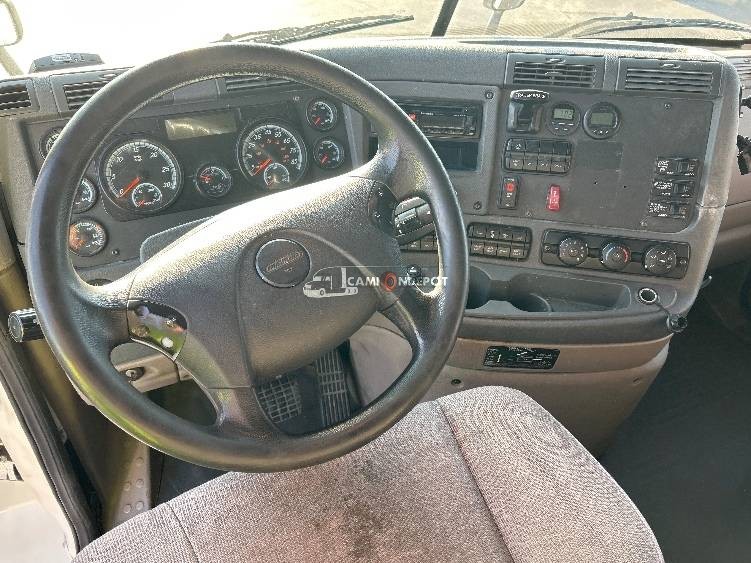 Truck Thumbnail 8