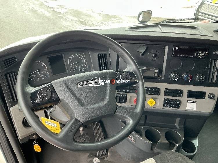 Truck Thumbnail 6