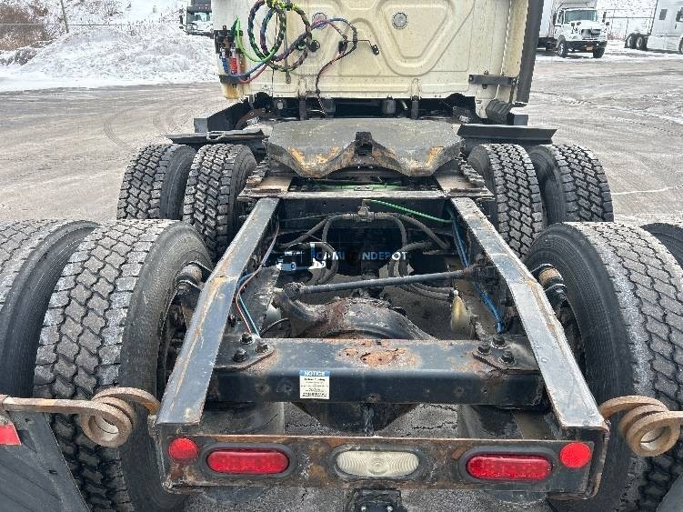 Truck Thumbnail 6