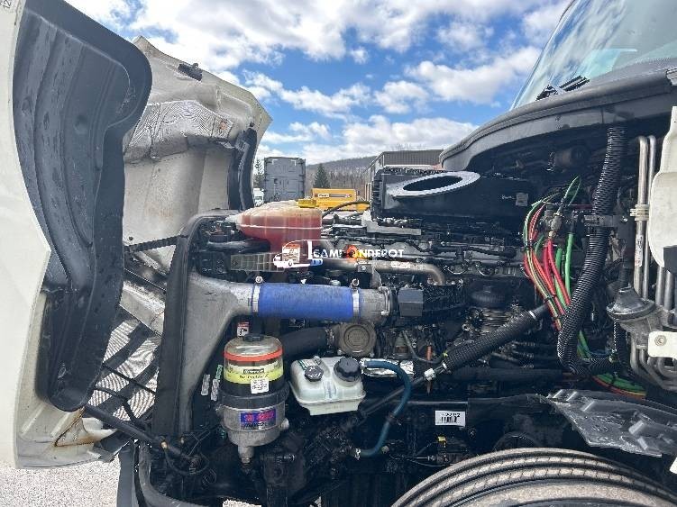Truck Thumbnail 9