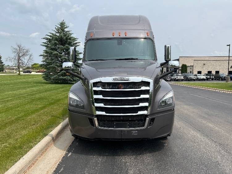 Truck Thumbnail 2