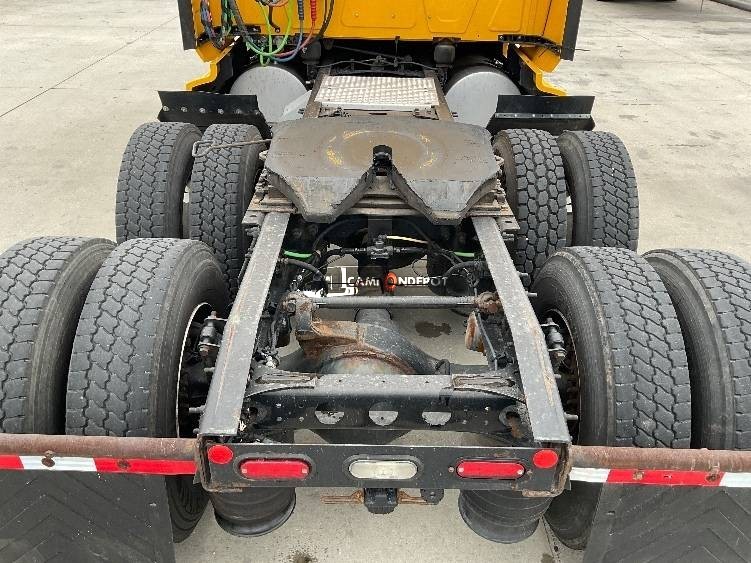 Truck Thumbnail 6