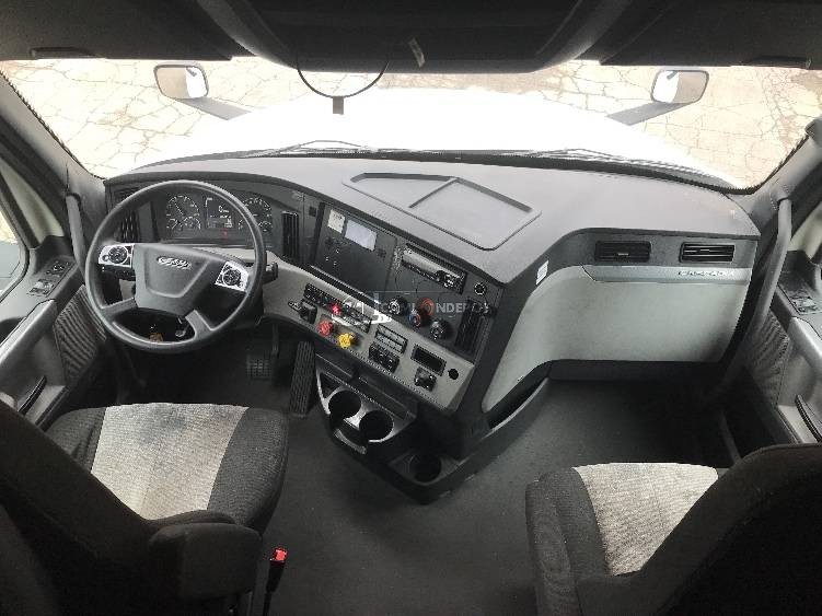 Truck Thumbnail 9