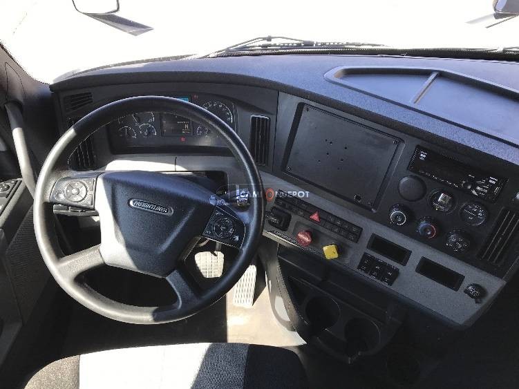 Truck Thumbnail 7