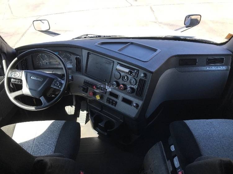 Truck Thumbnail 8