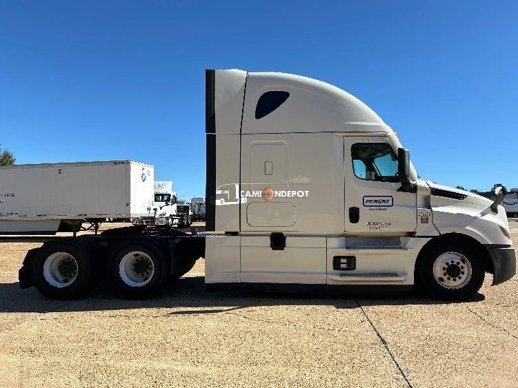 Truck Thumbnail 6