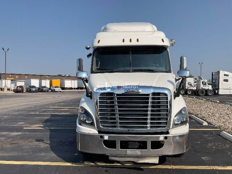 Truck Thumbnail 2
