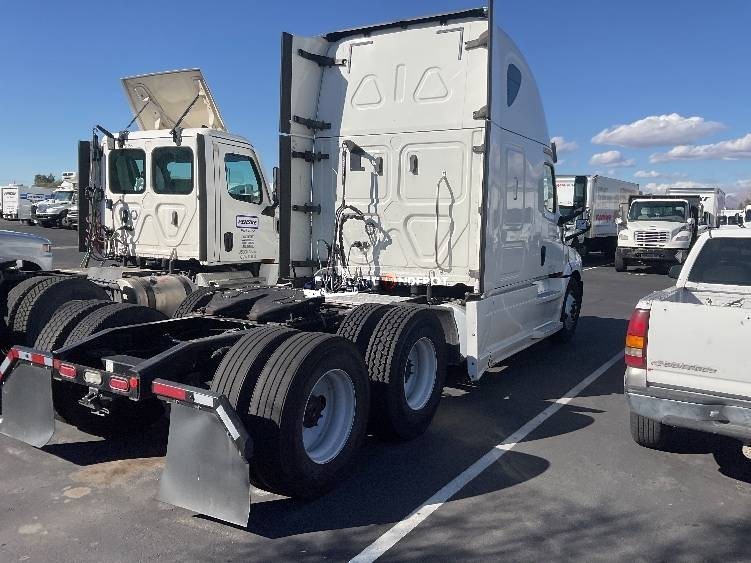Truck Thumbnail 6