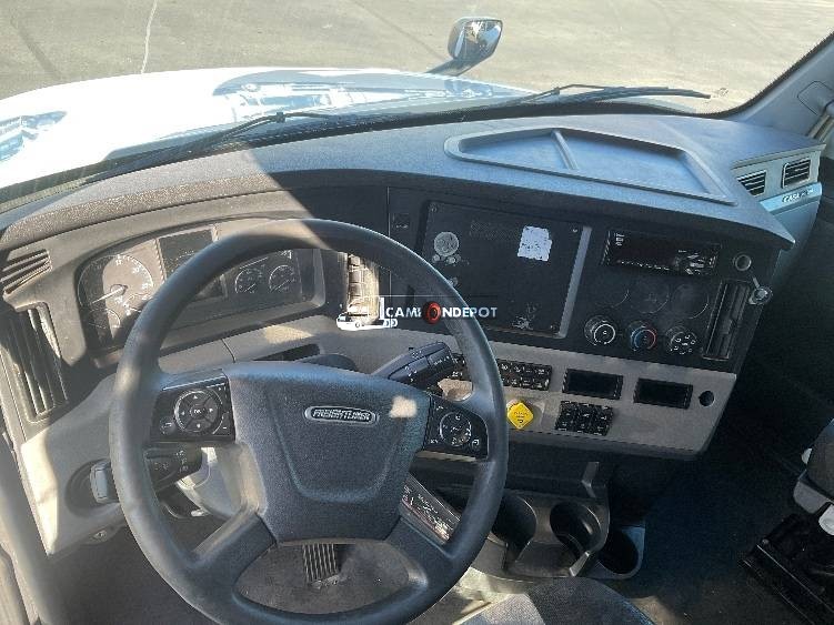 Truck Thumbnail 7