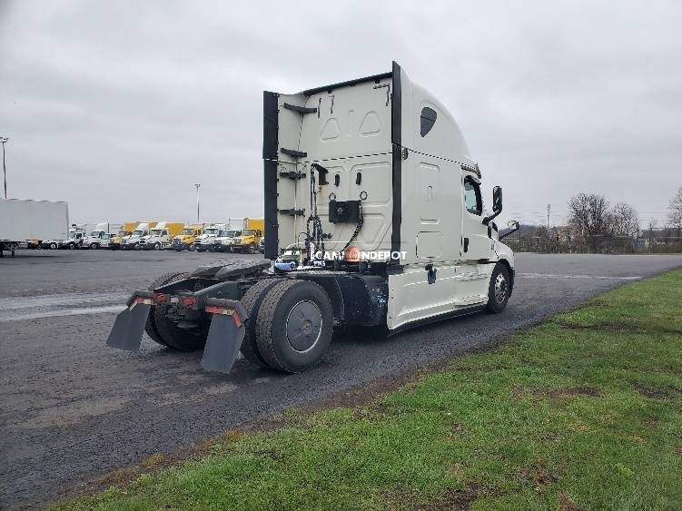 Truck Thumbnail 6