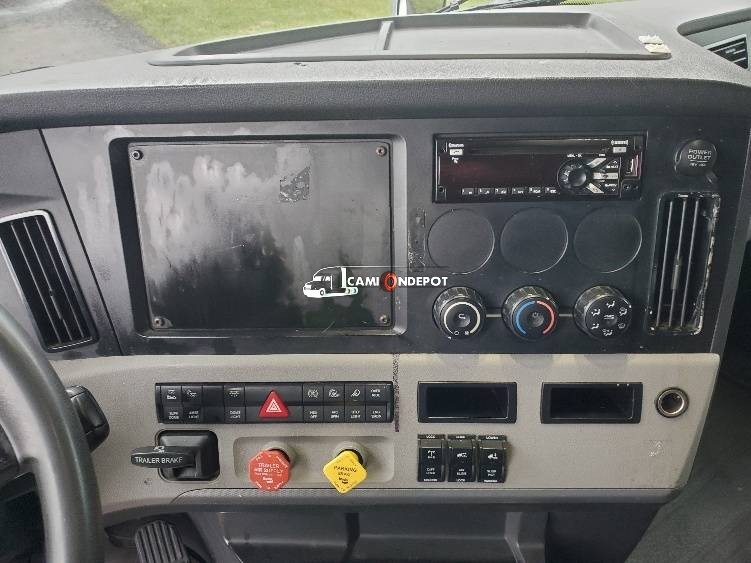 Truck Thumbnail 8