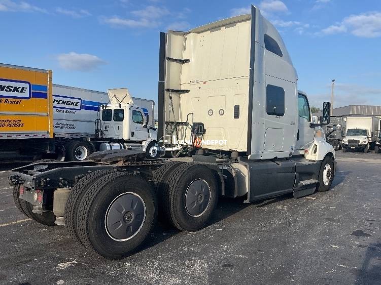 Truck Thumbnail 5
