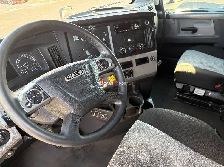 Truck Thumbnail 8