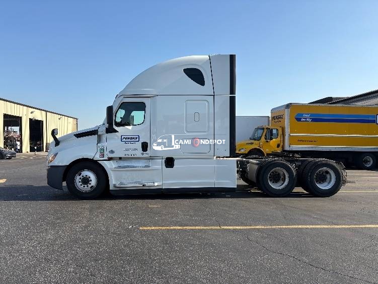 Truck Thumbnail 4