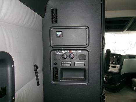 Truck Thumbnail 11