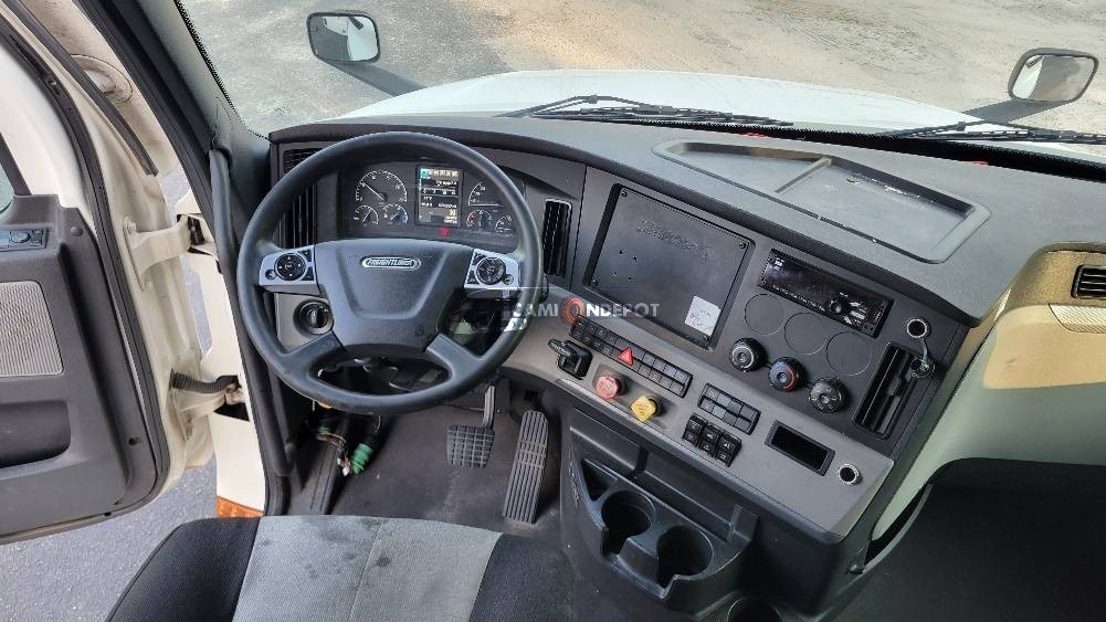 Truck Thumbnail 5