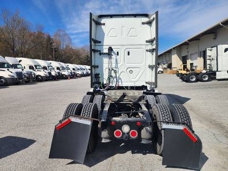Truck Thumbnail 4