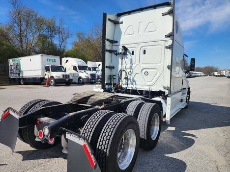 Truck Thumbnail 5