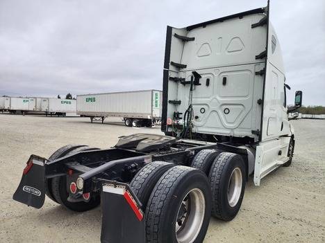Truck Thumbnail 6