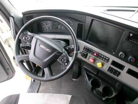 Truck Thumbnail 12