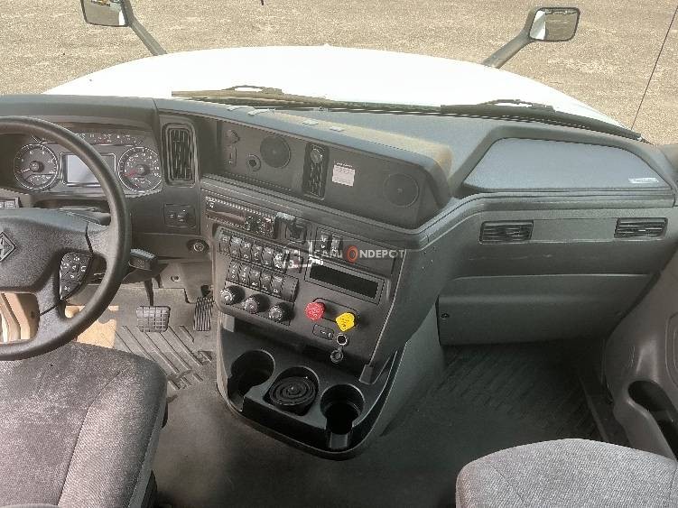 Truck Thumbnail 9