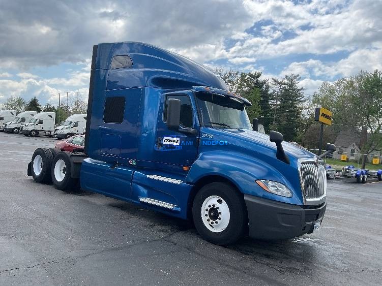 Truck