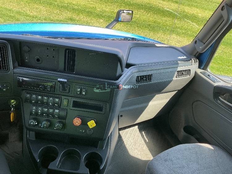Truck Thumbnail 7