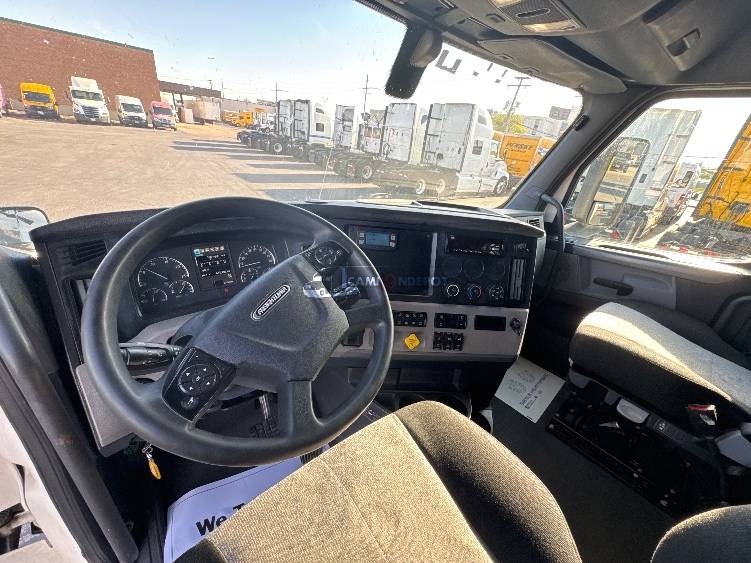 Truck Thumbnail 7